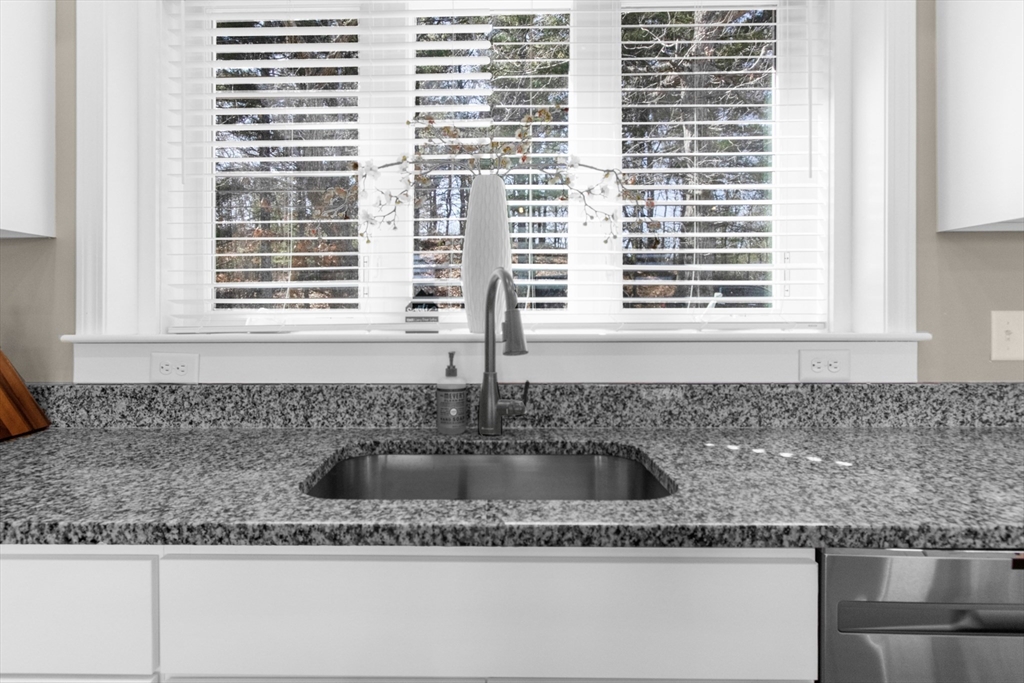 137-138 Sandy Beach Road Plymouth, MA 02360 - Photo 3 of 35