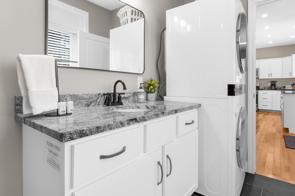 137-138 Sandy Beach Road Plymouth, MA 02360 - Photo 6 of 35