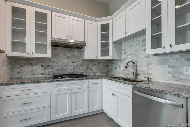 $1,500 | 104 Cactus Street, San Antonio, TX 78203