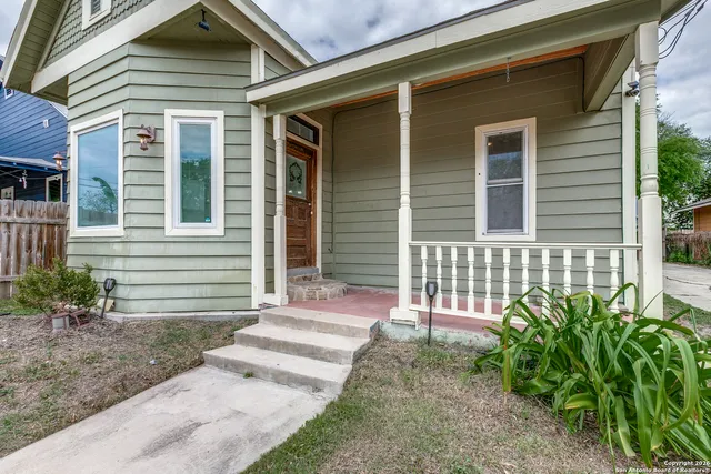 $1,500 | 104 Cactus Street, San Antonio, TX 78203