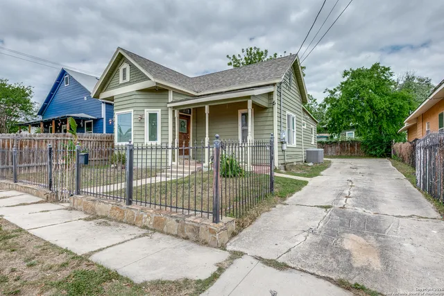$1,500 | 104 Cactus Street, San Antonio, TX 78203
