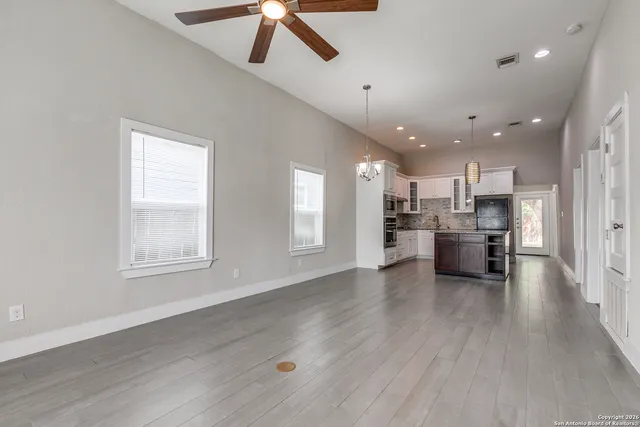 $1,500 | 104 Cactus Street, San Antonio, TX 78203