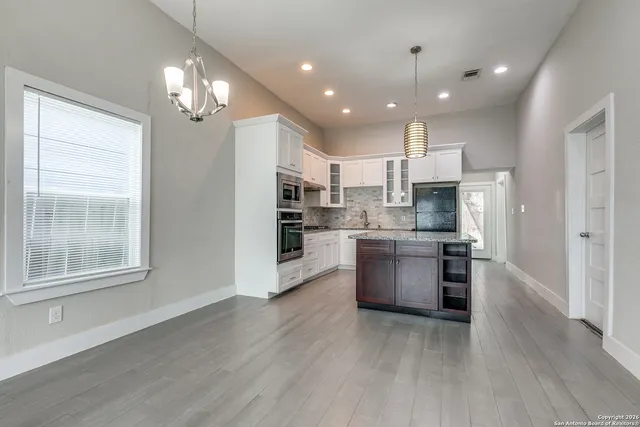 $1,500 | 104 Cactus Street, San Antonio, TX 78203