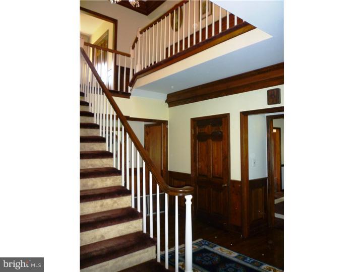 101 Fostertown Road Lumberton, NJ 08048 - Photo 2 of 25 Foyer