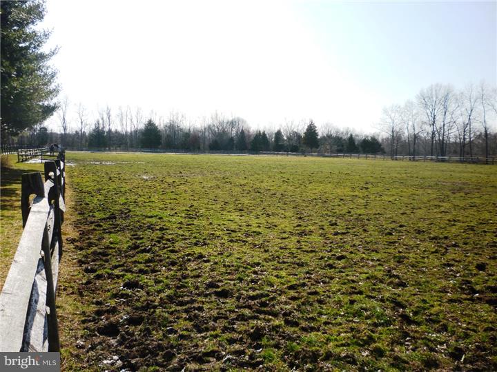 101 Fostertown Road Lumberton, NJ 08048 - Photo 23 of 25 View in Back