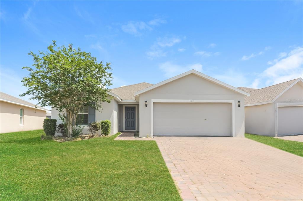 1373 Lucerne Loop Road Northeast Winter Haven, FL 33881 - Photo 1 of 25
