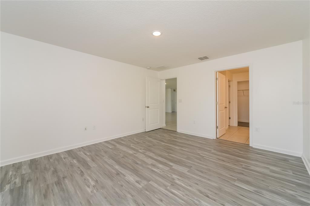 1373 Lucerne Loop Road Northeast Winter Haven, FL 33881 - Photo 13 of 25