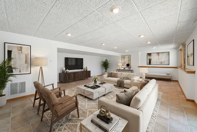 $625,000 | 8111 Kimberly Lane North, Maple Grove, MN 55311