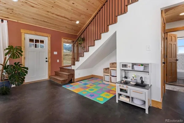 $724,000 | 97 Highland Drive, Howard, CO 81233