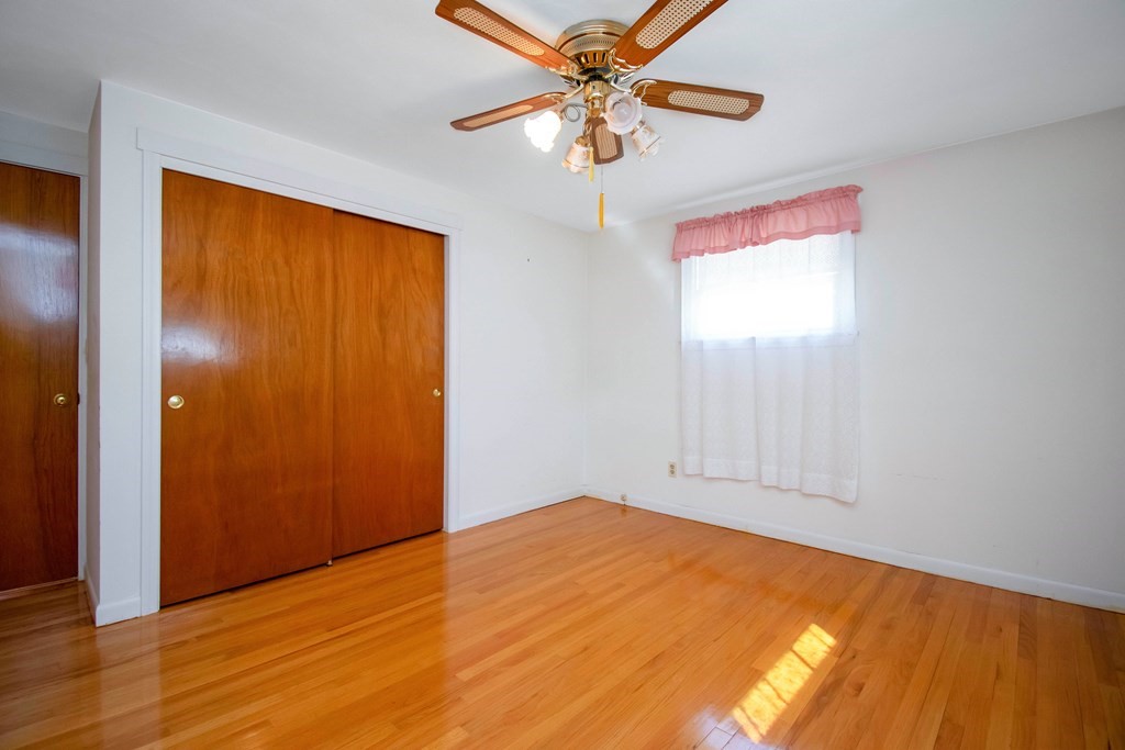 82 Louis Road Springfield, MA 01118 - Photo 30 of 41