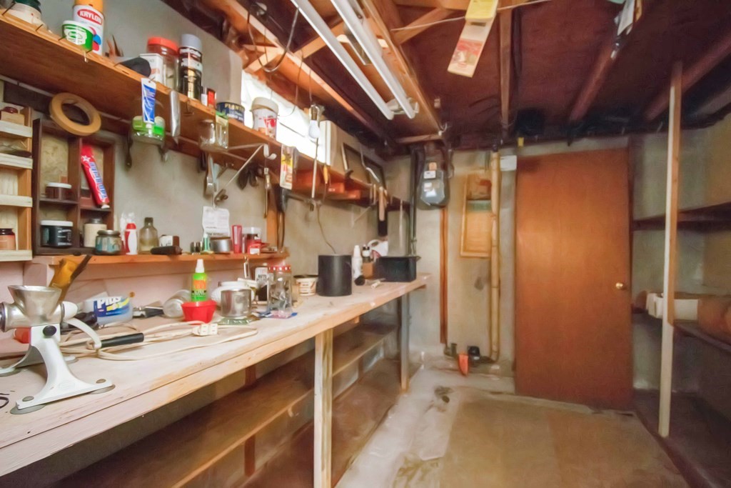 82 Louis Road Springfield, MA 01118 - Photo 36 of 41