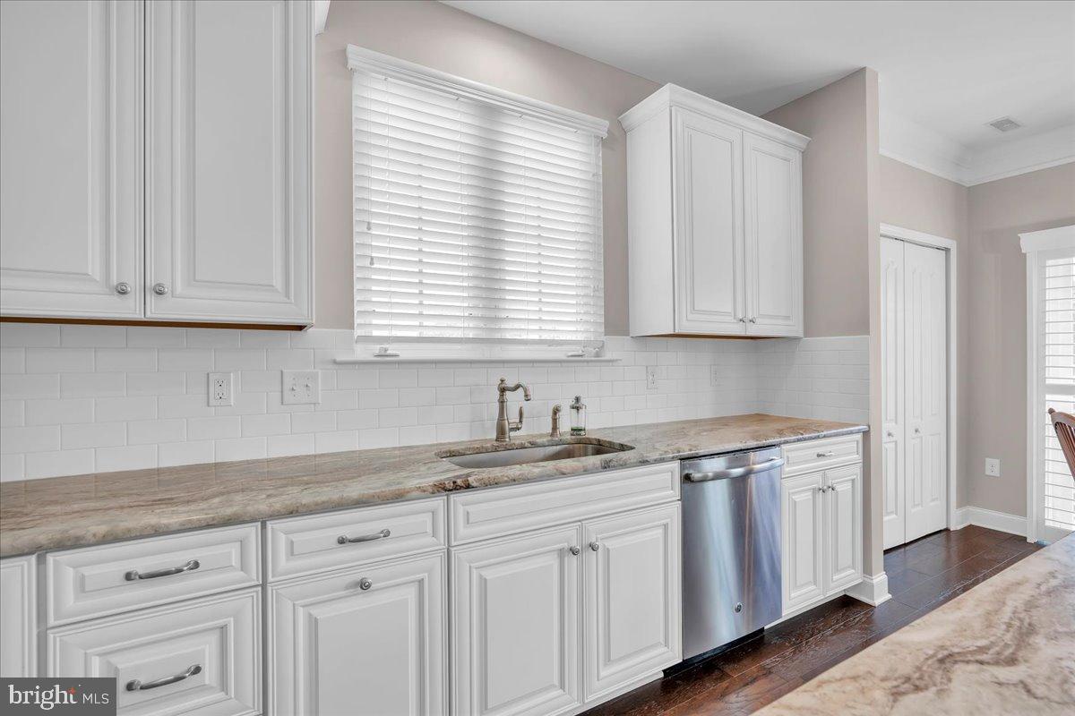 23 Montclaire Road Medford, NJ 08055 - Photo 13 of 24 Bright and airy kitchen with modern finishes.