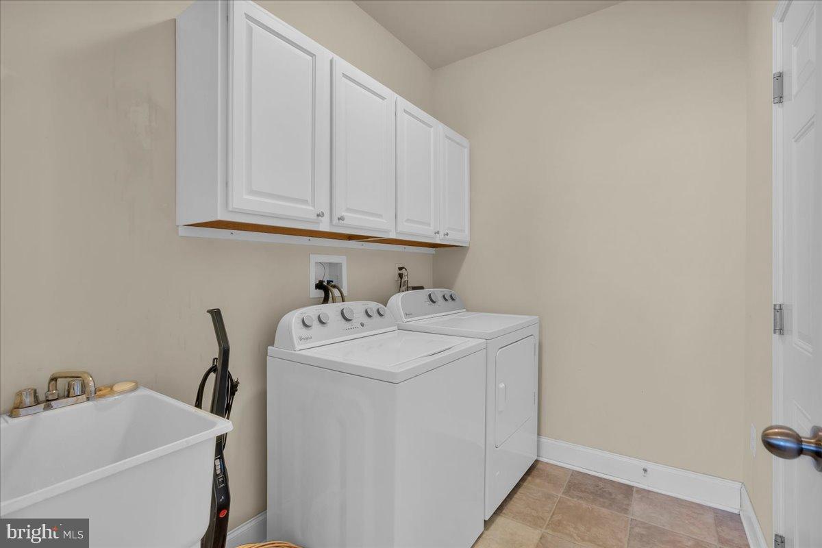 23 Montclaire Road Medford, NJ 08055 - Photo 22 of 24 Bright and functional laundry space.