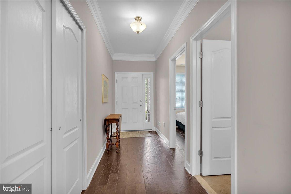 23 Montclaire Road Medford, NJ 08055 - Photo 5 of 24 Inviting hallway with elegant finishes.