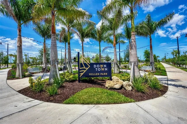 $240,000 | 220 Southampton Drive, Unit 325, Venice, FL 34293