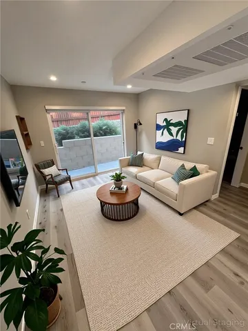 $2,800 | 327 North Chicago Street, Los Angeles, CA 90033