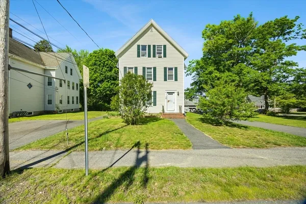 $699,900 | 56 Everett Street, Middleboro, MA 02346