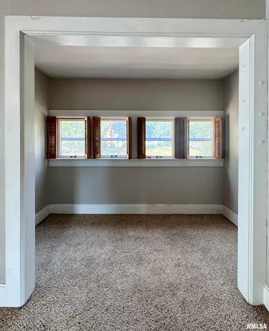 $165,000 | 916 7th Street, Fulton, IL 61252