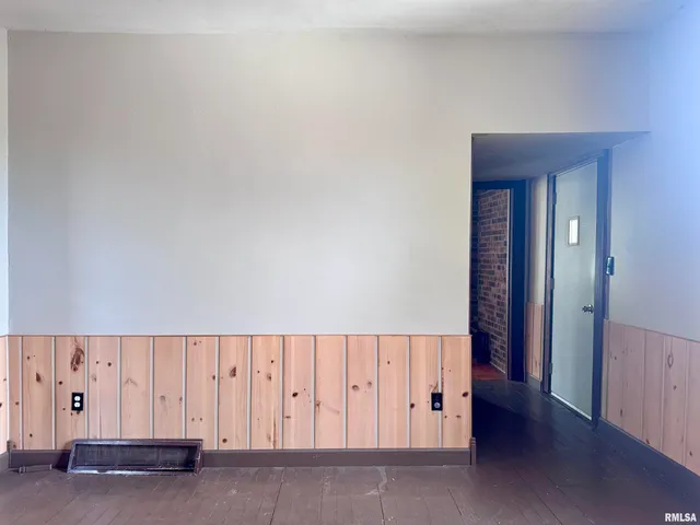 $165,000 | 916 7th Street, Fulton, IL 61252