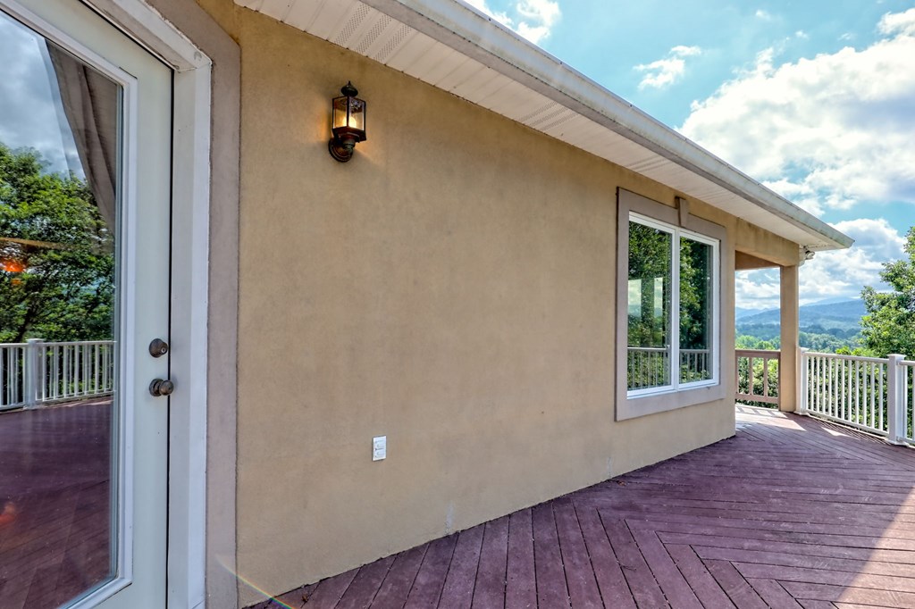 136 Elf School Road Hayesville, NC 28904 - Photo 19 of 84