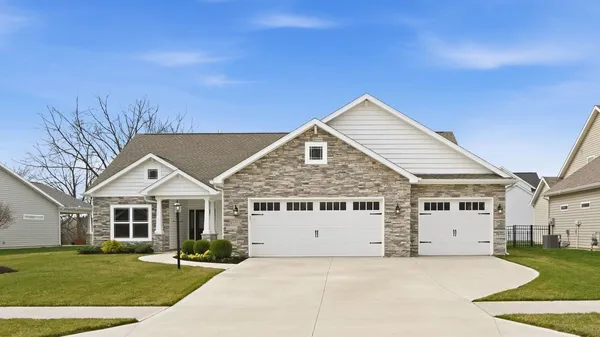 $450,000 | 13553 Stone Table Boulevard, Fort Wayne, IN 46845