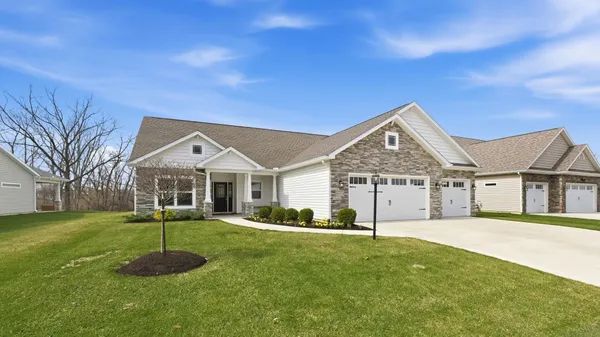 $450,000 | 13553 Stone Table Boulevard, Fort Wayne, IN 46845