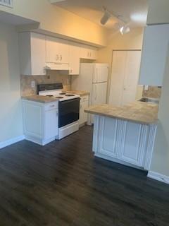 3251 Sabal Palm Manor, Unit 207 Davie, FL 33024 - Photo 3 of 15