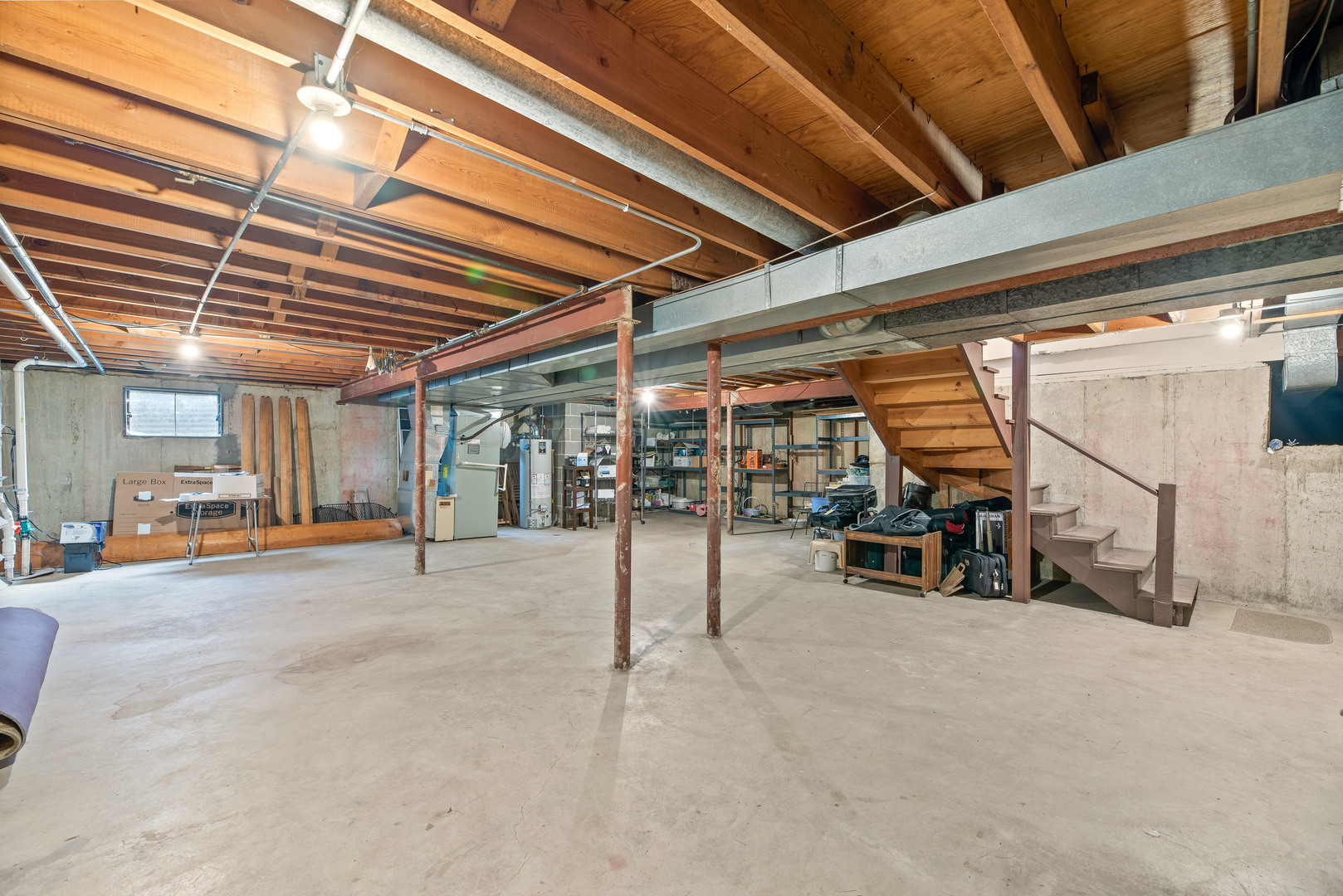 241 Ridge Road Highland Park, IL 60035 - Photo 23 of 31 a view of a garage with chairs
