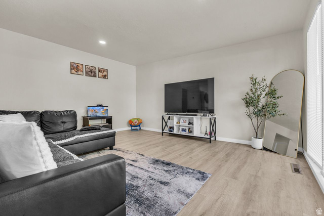 185 West 850 South Bountiful, UT 84010 - Photo 4 of 25