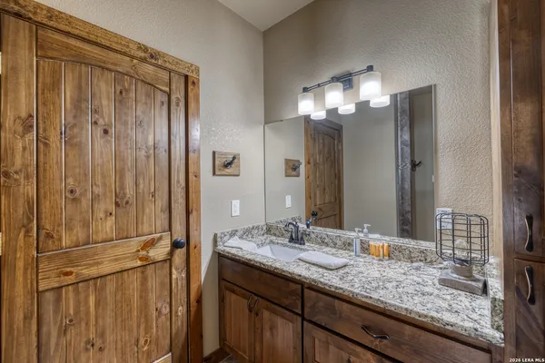 $775,000 | 274 Mountain Laurel Lane, Concan, TX 78838