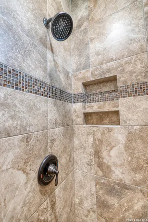 $775,000 | 274 Mountain Laurel Lane, Concan, TX 78838