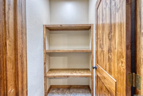 $775,000 | 274 Mountain Laurel Lane, Concan, TX 78838