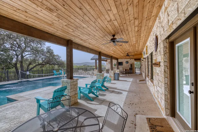 $775,000 | 274 Mountain Laurel Lane, Concan, TX 78838