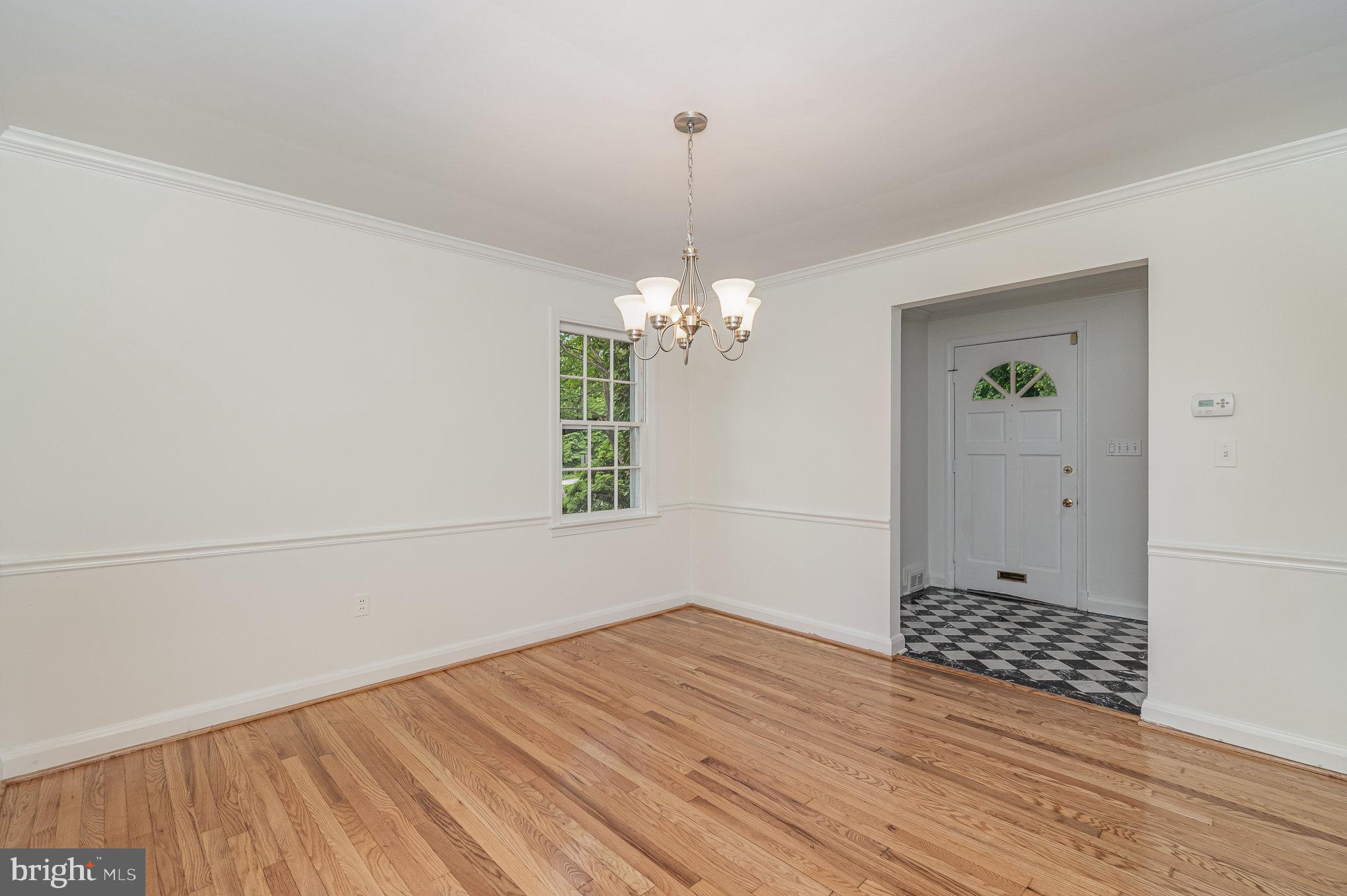 4301 Wickford Road Baltimore, MD 21210 - Photo 10 of 30
