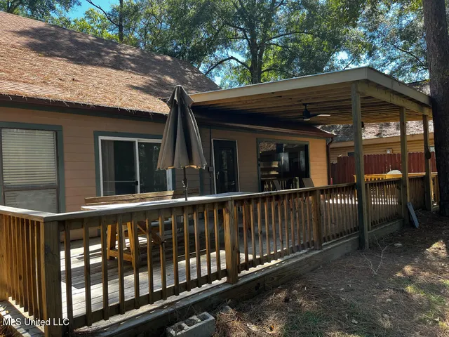 $365,498 | 1836 East Lakeshore Drive, Carriere, MS 39426