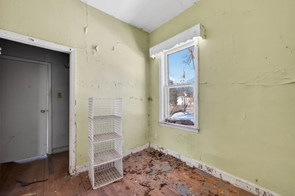 $75,000 | 924 Morgan Street, Rockford, IL 61102
