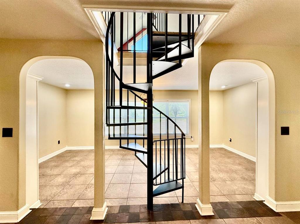 1103 Ballinger Road Lutz, FL 33548 - Photo 11 of 99 Gallery Image 11