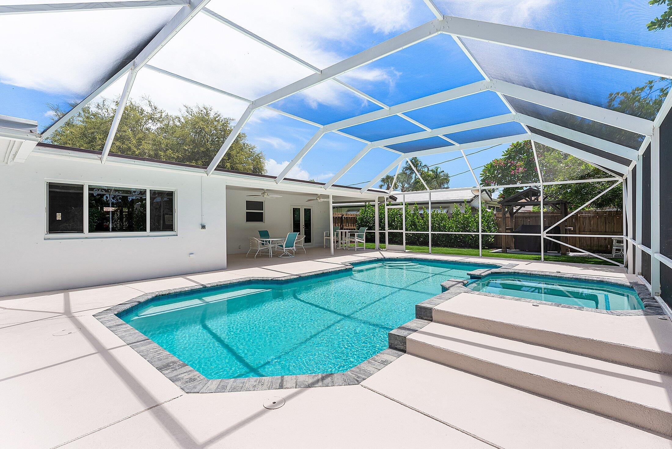 1390 Northwest 4th Street Boca Raton, FL 33486 - Photo 31 of 36 Pool