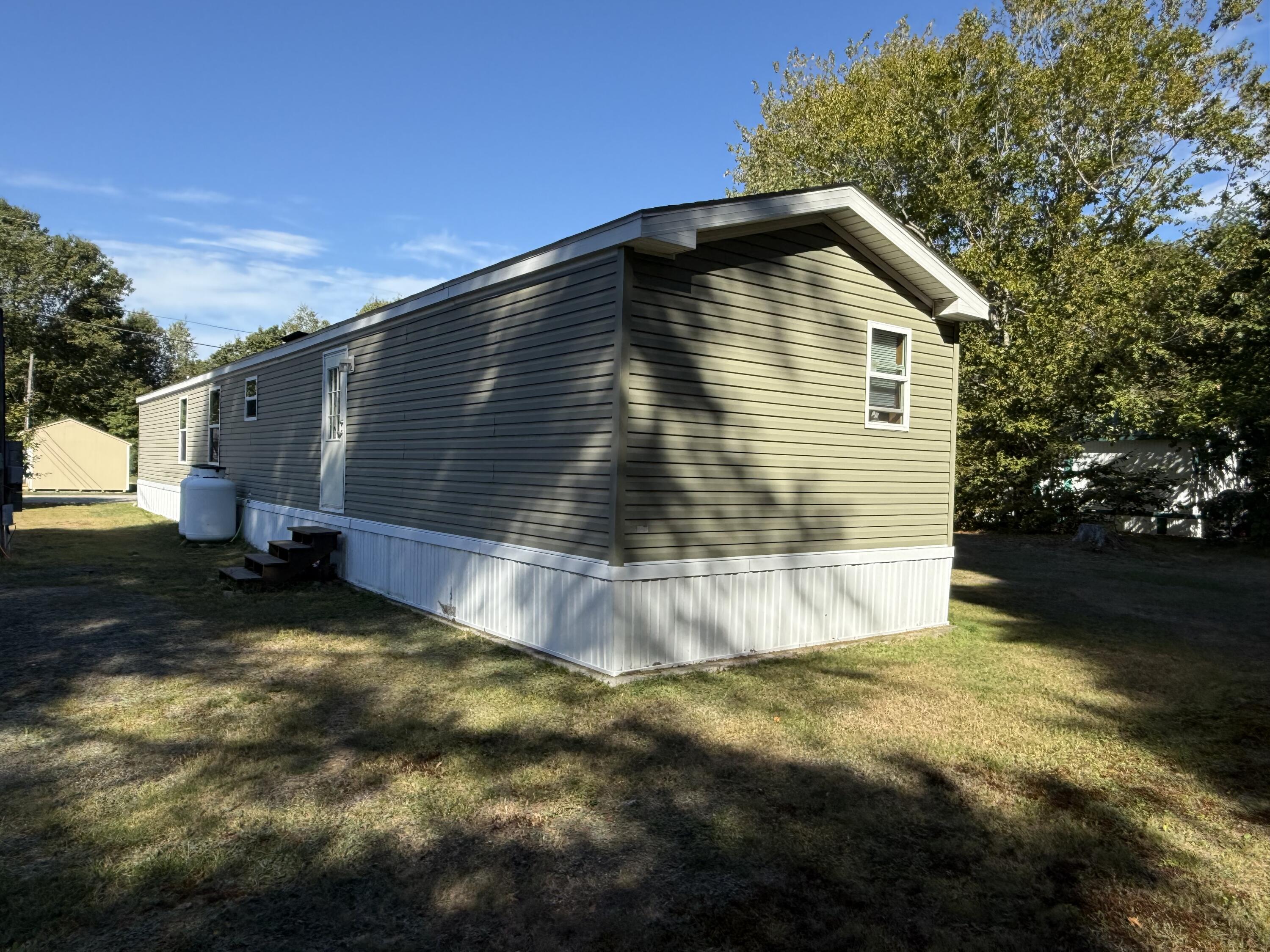 11 Shady Lane Sabattus, ME 04280 - Photo 4 of 15 IMG_1652