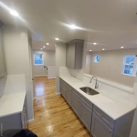 $3,250 | 343 Jackson Street, Unit 2, Hempstead, NY 11550