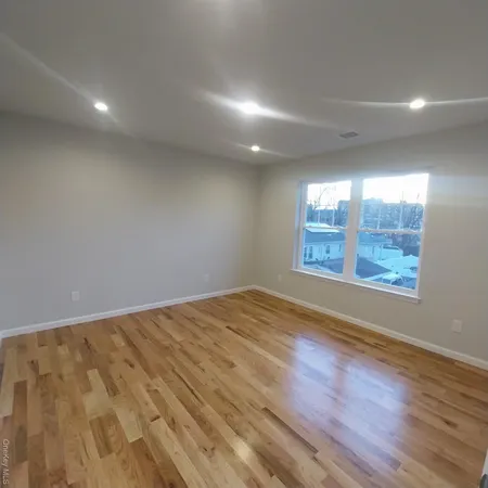 $3,250 | 343 Jackson Street, Unit 2, Hempstead, NY 11550