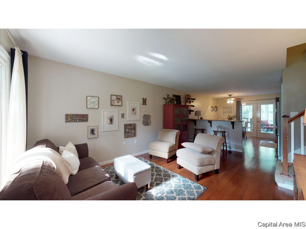 330 South Tower Road Dawson, IL 62520 - Photo 4 of 36 Gallery Image 4