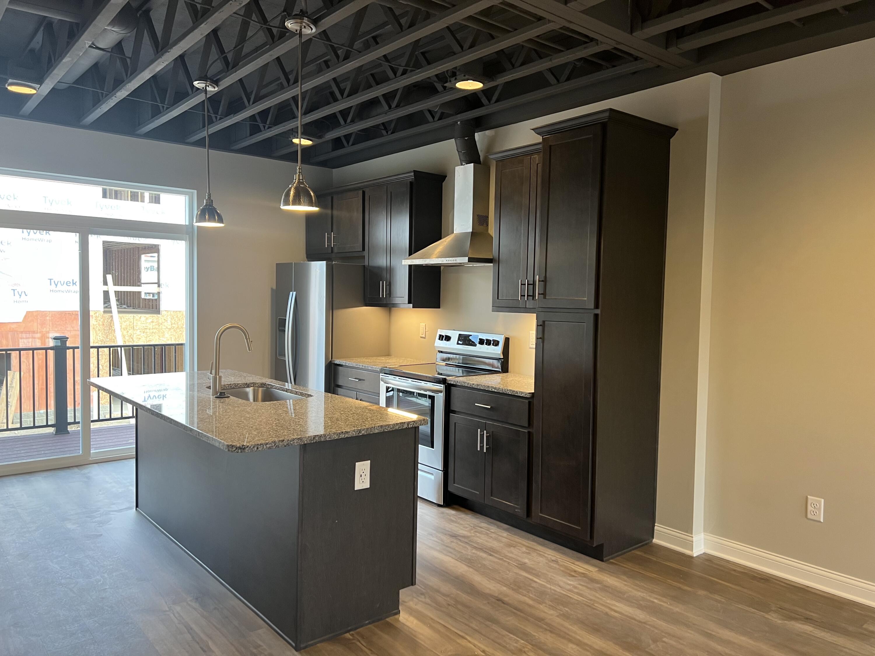 4 North Center Street Springfield, OH 45502 - Photo 7 of 14 Gallery Image 7