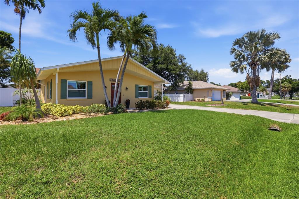 707 Beverly Road Venice, FL 34293 - Photo 29 of 59