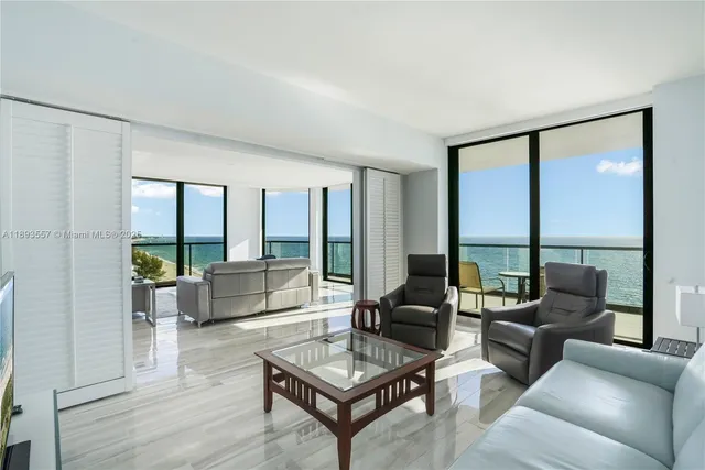 a bathroom with a shower curtain and curtain
