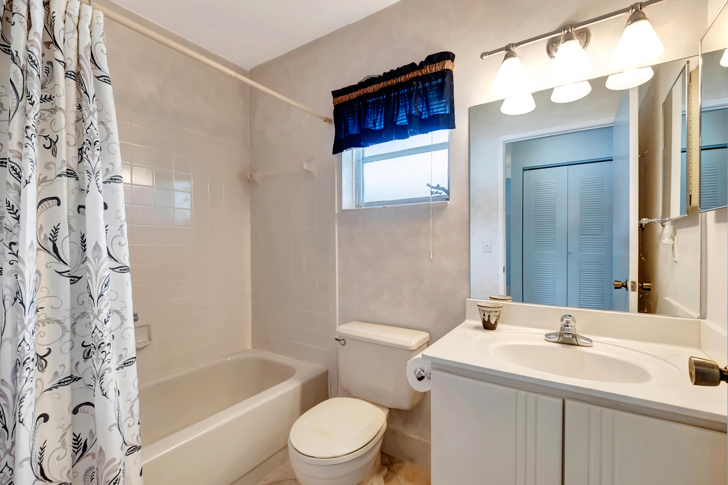 18575 Egret Way Boca Raton, FL 33496 - Photo 25 of 42 DSC_6528