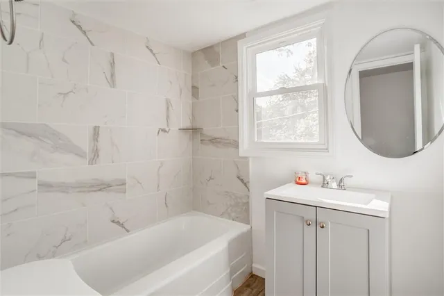 $259,900 | 463 East Mill Street, Liberty, MO 64068