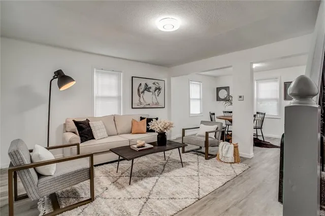 $259,900 | 463 East Mill Street, Liberty, MO 64068