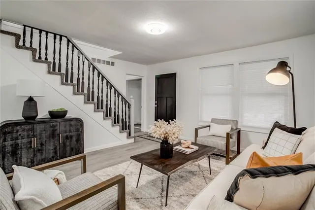 $259,900 | 463 East Mill Street, Liberty, MO 64068