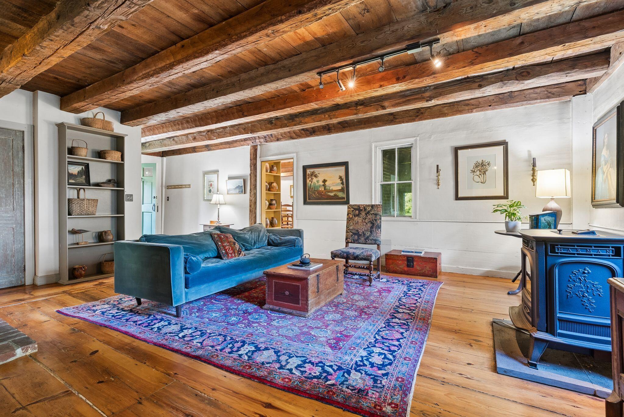 Center living room